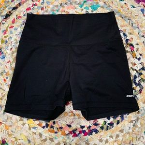 Echt Scrunch Shorts